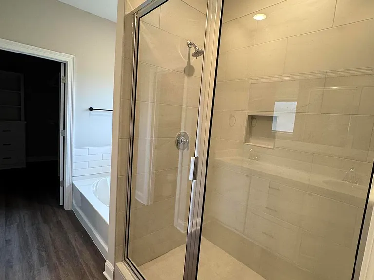 706 Kathleen Way — Photo 18