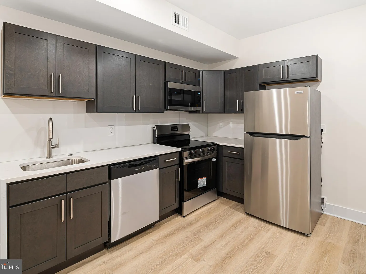 1 bed, 508 sqft, $1,400 — Photo 3