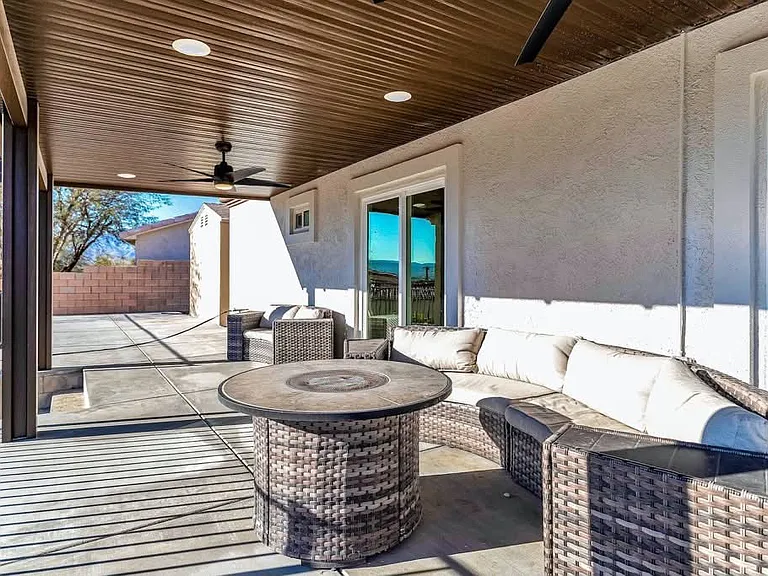 66815 Vista Pl — Photo 9