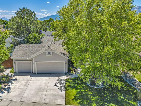 5th image of 1800 Bougainvillea Dr