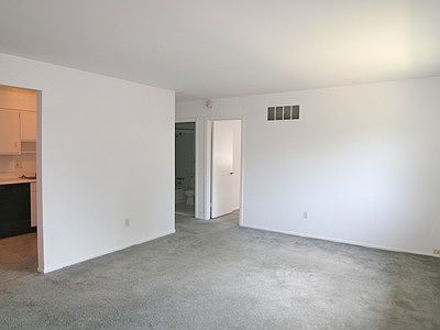 4th image of 8762 Brentshire Walk