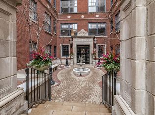 444 W Roslyn Pl APT 3C, Chicago, IL 60614