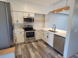 2197 Rocky Rapids Way, Eagan, MN 55122