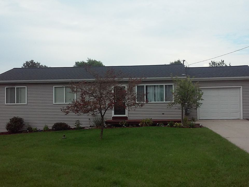 1st image of 1016 Henderson St