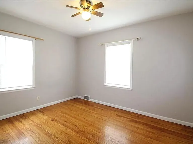 6300 Colby Ave — Photo 11