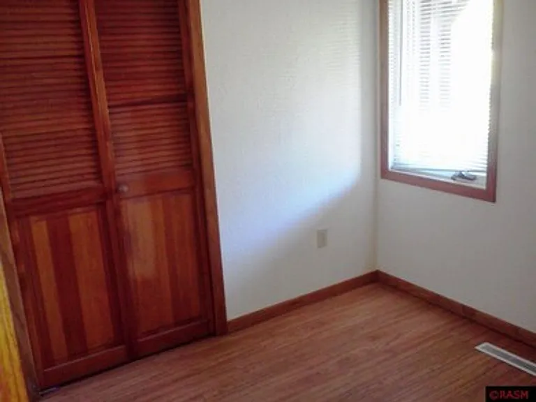 419 Mallory St N #2 — Photo 5