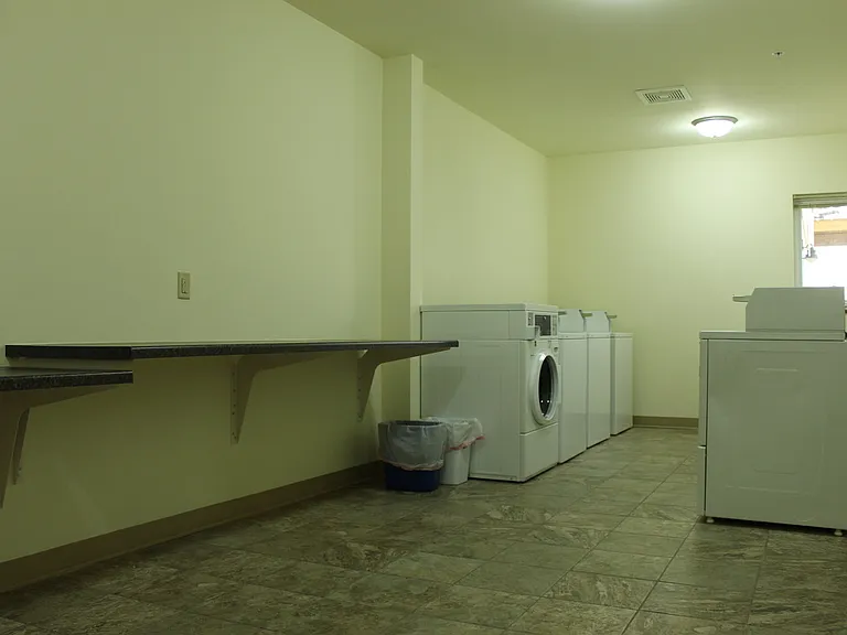 Granite Ridge Apartments — Photo 20