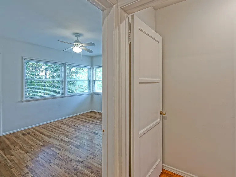 2911 Blaisdell Ave — Photo 28