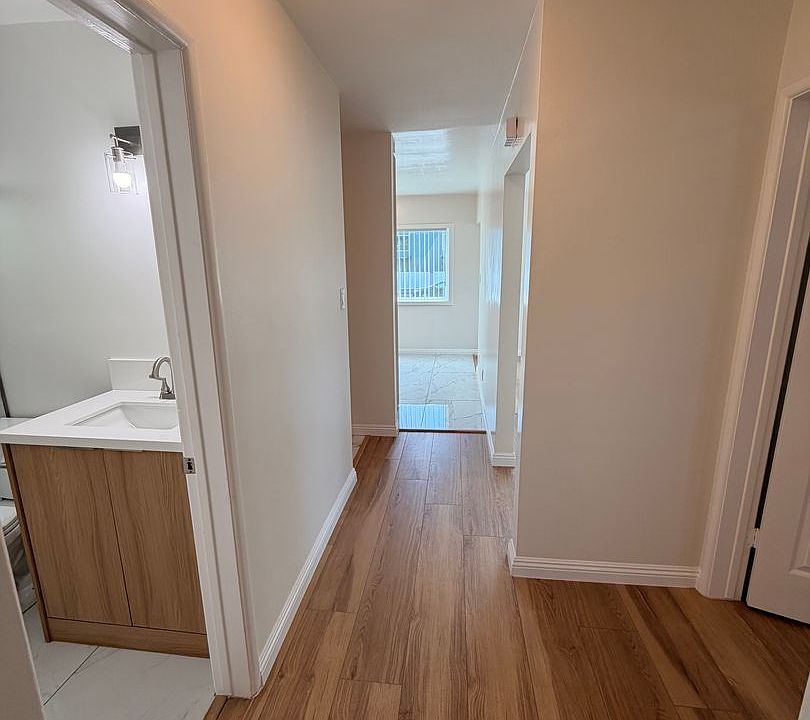 1st image of 1845 S Grand Ave APT 1