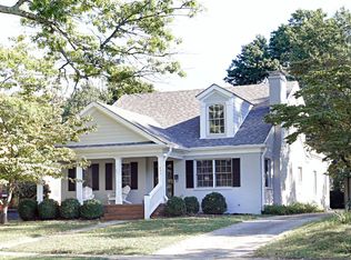 435 Cochran Rd, Lexington, KY 40502