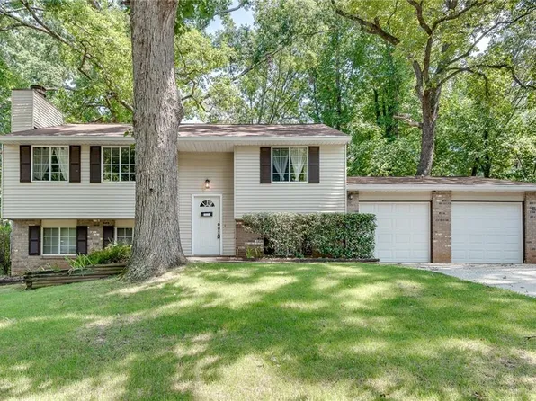 2207 Tahoe Ct, Norcross, GA 30071