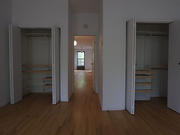 5th image of 161A Carroll St #3