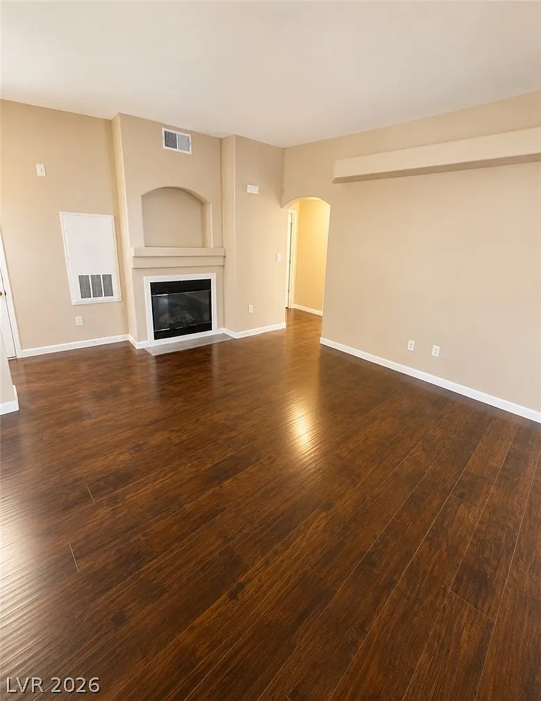 2 bed, 2.0 bath, 821 sqft, $1,280 — Photo 3