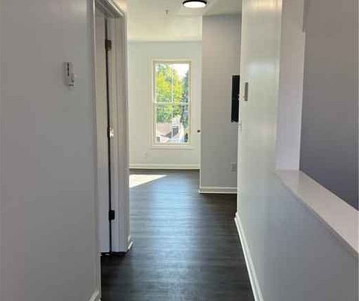 2nd image of 212 South St Unit 4