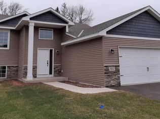 5022 Oak St, Maple Plain, MN 55359