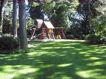 3rd image of 3 Old Farm Ln
