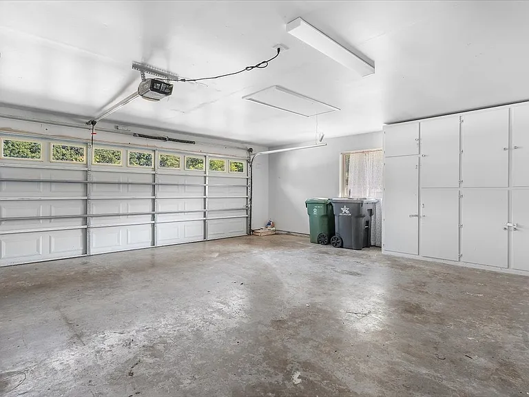 2809 Olympia Dr — Photo 22