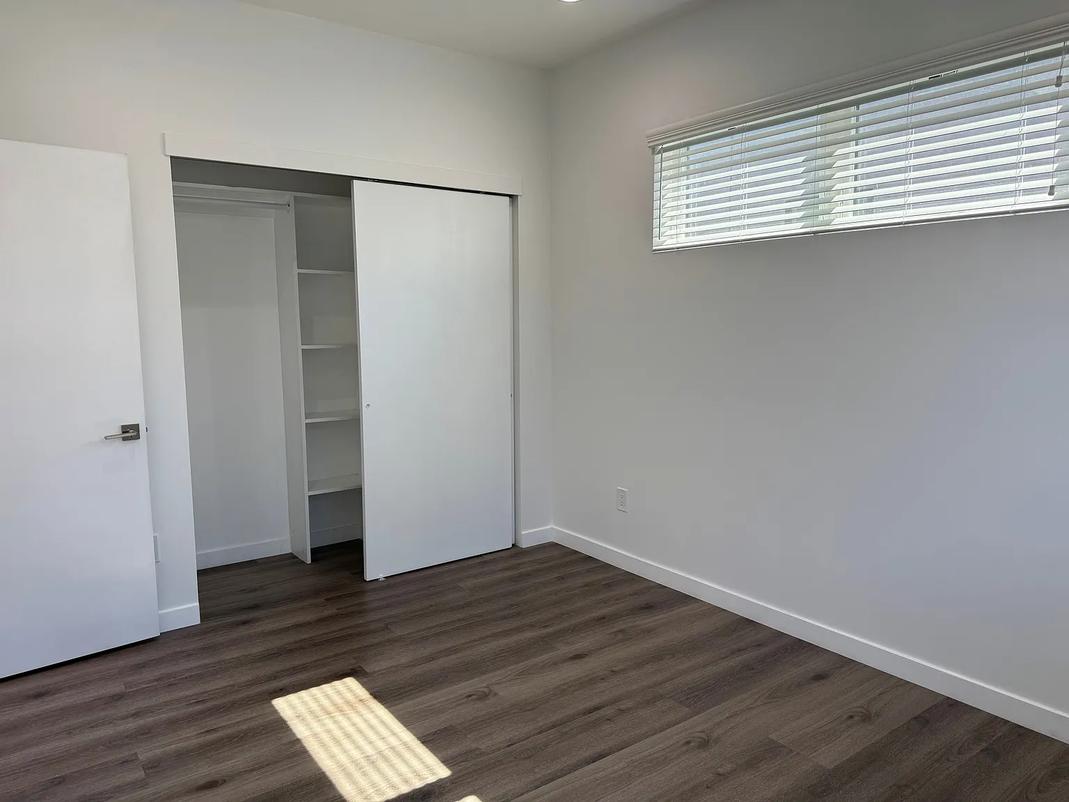 4 bed, 1600 sqft, $4,400 — Photo 3