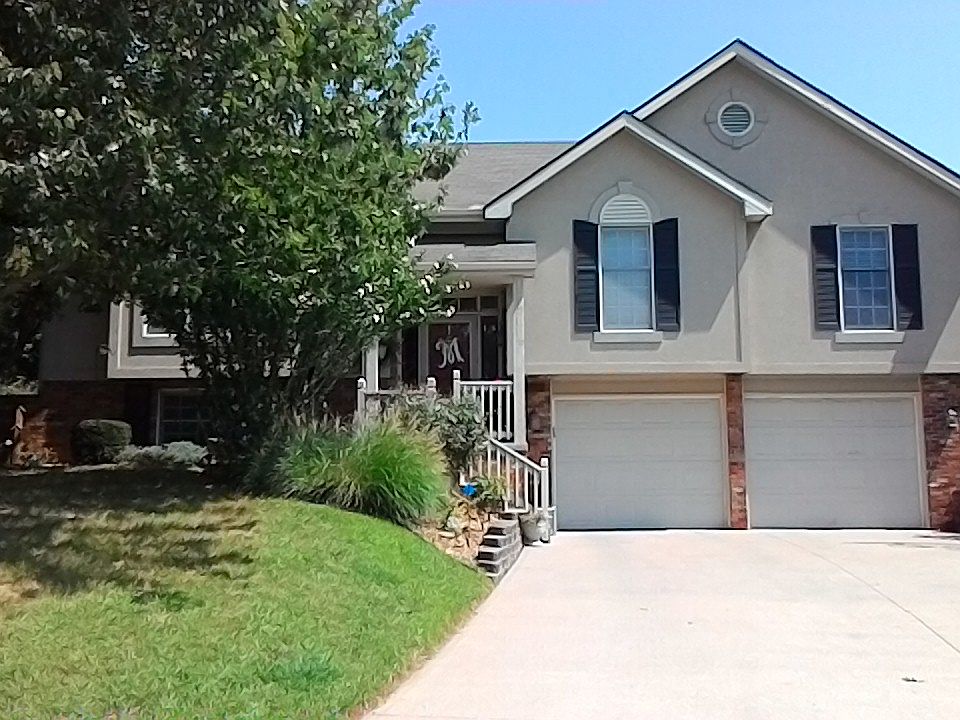 1st image of 3107 N 39th Ter
