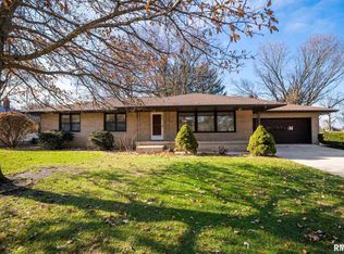409 N Menard St, Metamora, IL 61548