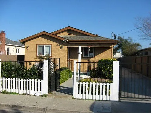 1856 2nd St photo 1