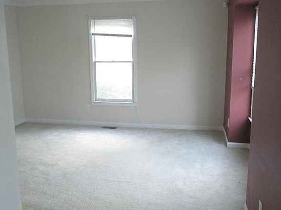 3rd image of 2609 Corinth Dr