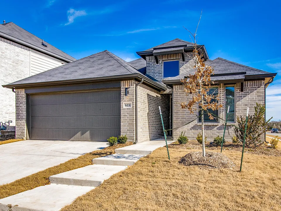 6231 Tawakoni Ln