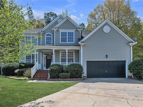 402 Undershot Ct, Chesapeake, VA 23323