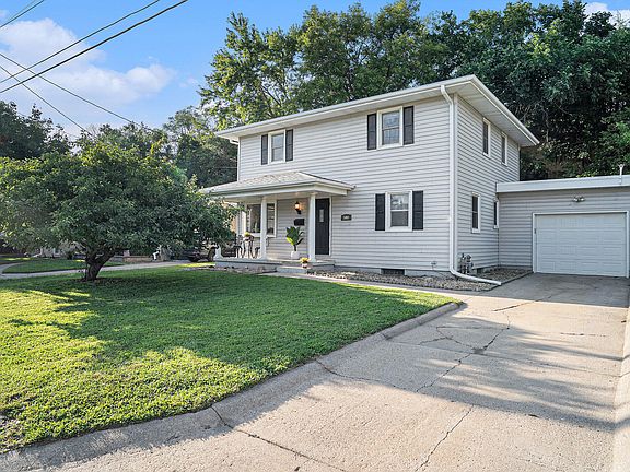 2nd image of 508 N Sierra Dr