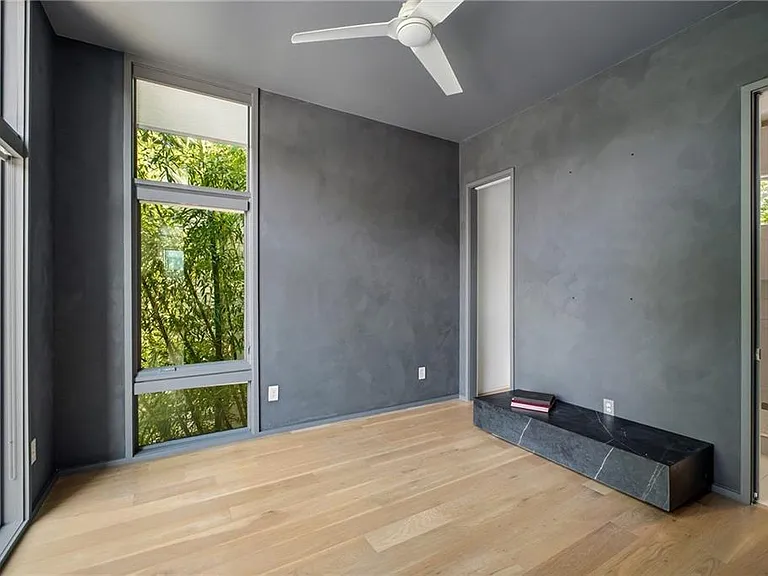 715 Ralph McGill Blvd NE — Photo 35