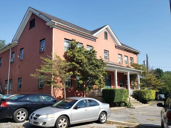 24 & 26 Mount Sidney School Ln, Mount Sidney, VA 24467