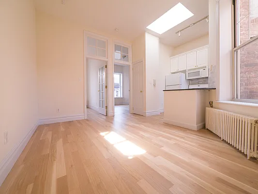 Rented by (Legacy) NY Quality Living Uptown | media 25