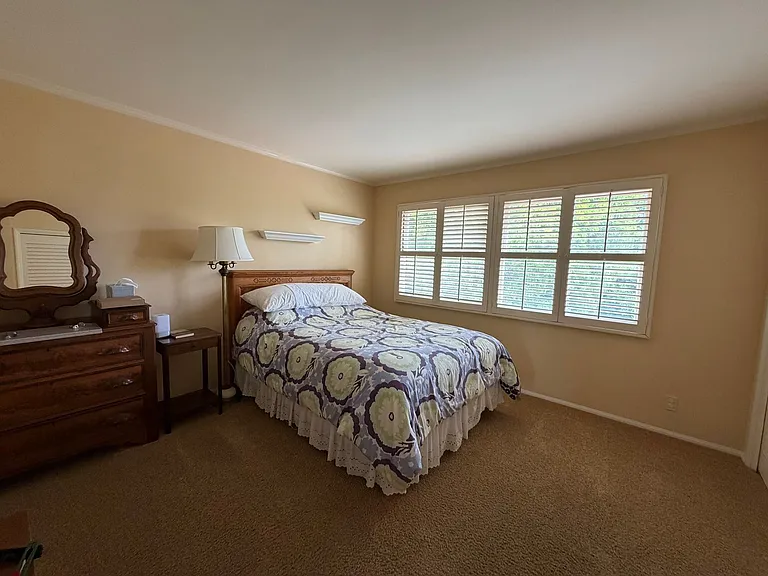 36 Augusta Ln — Photo 15