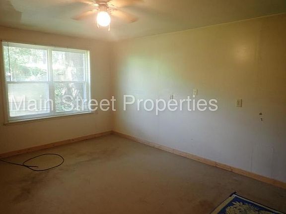 5th image of 2295 Packwood Dr #A