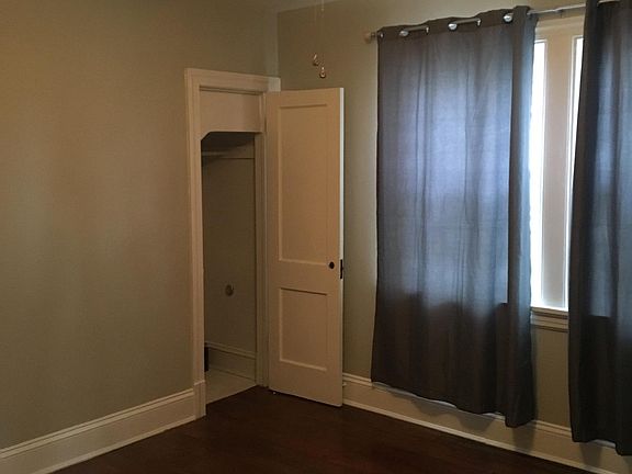 2nd image of 4004 W Grace St
