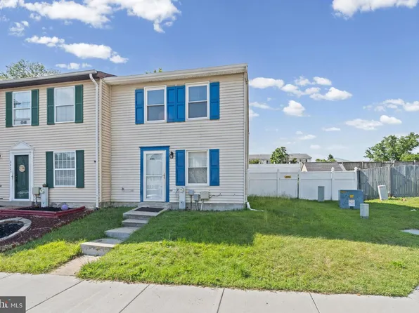 6425 Lacrosse Ln NE, Glen Burnie, MD 21061