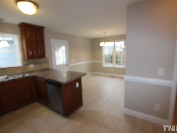 5th image of 38 Pistachio Ln
