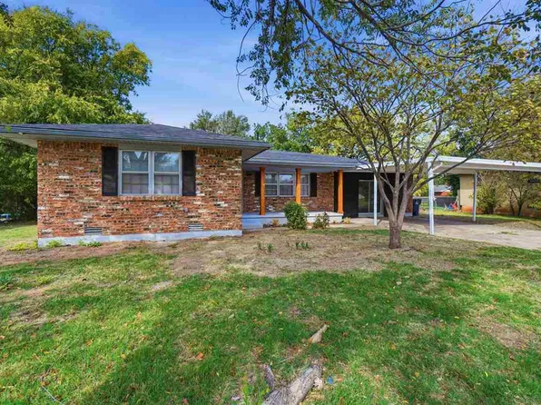 3831 NW Ferris Ave, Lawton, OK 73505