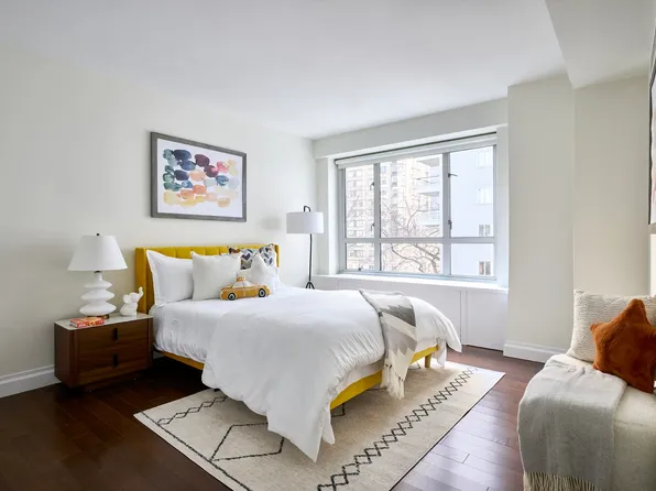 200 East 66th Street image 8 of 9