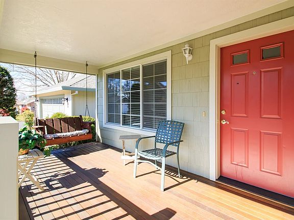 5th image of 3531 Southvillage Dr