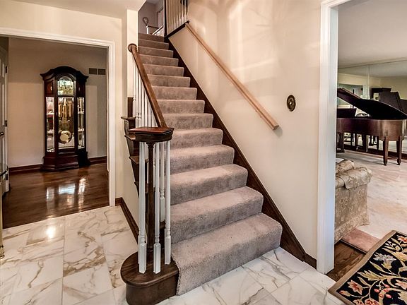3rd image of 11337 Ironwood Ct