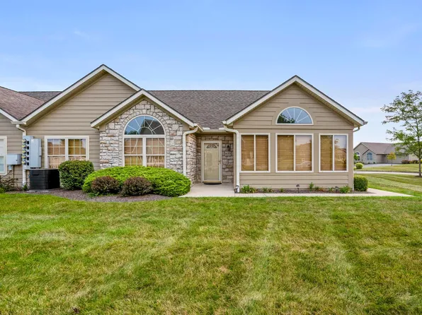 1633 Crossing Blvd, Circleville, OH 43113