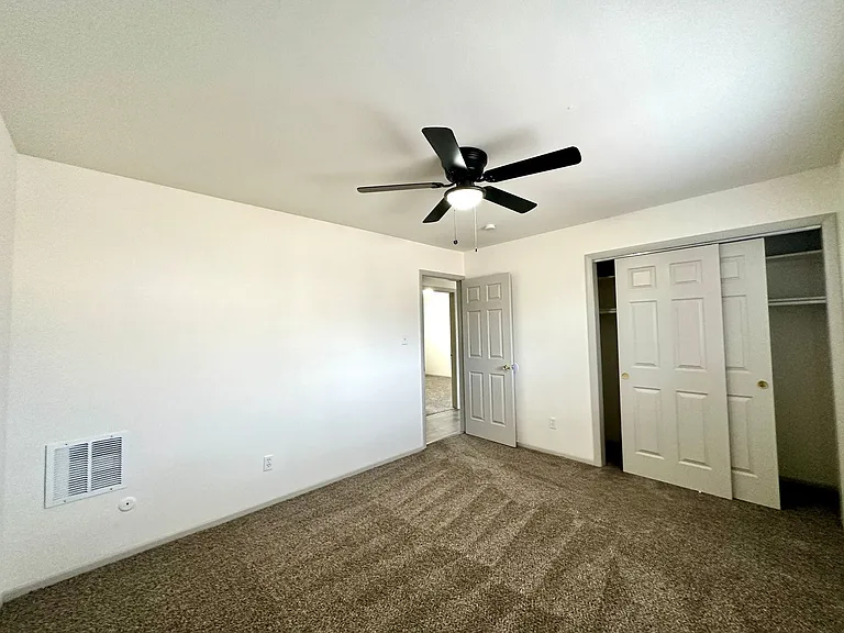4338 N Chestnut St. — Photo 23