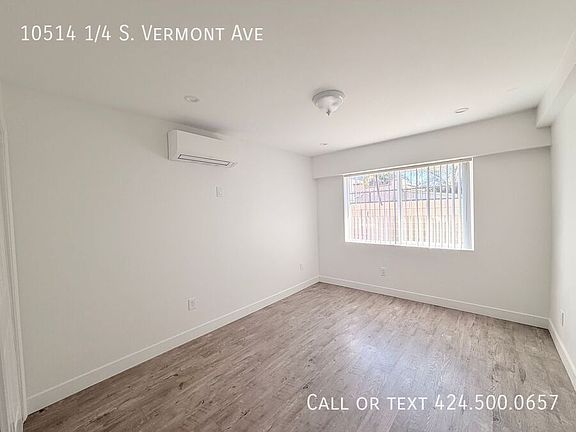 4th image of 10514 1/4 S Vermont Ave