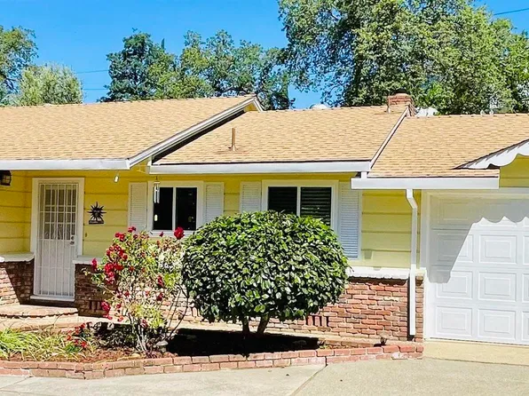 25 Linda Loma Dr, Oroville, CA 95966