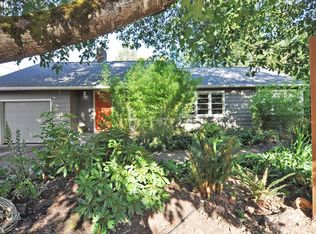 961 Forrester Way, Eugene, OR 97401