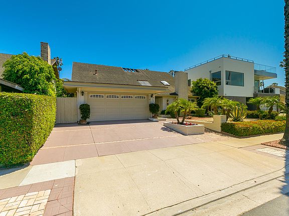 3rd image of 1258 Beachmont St