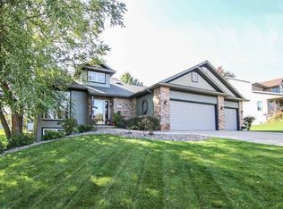 707 Westward Dr, Verona, WI 53593