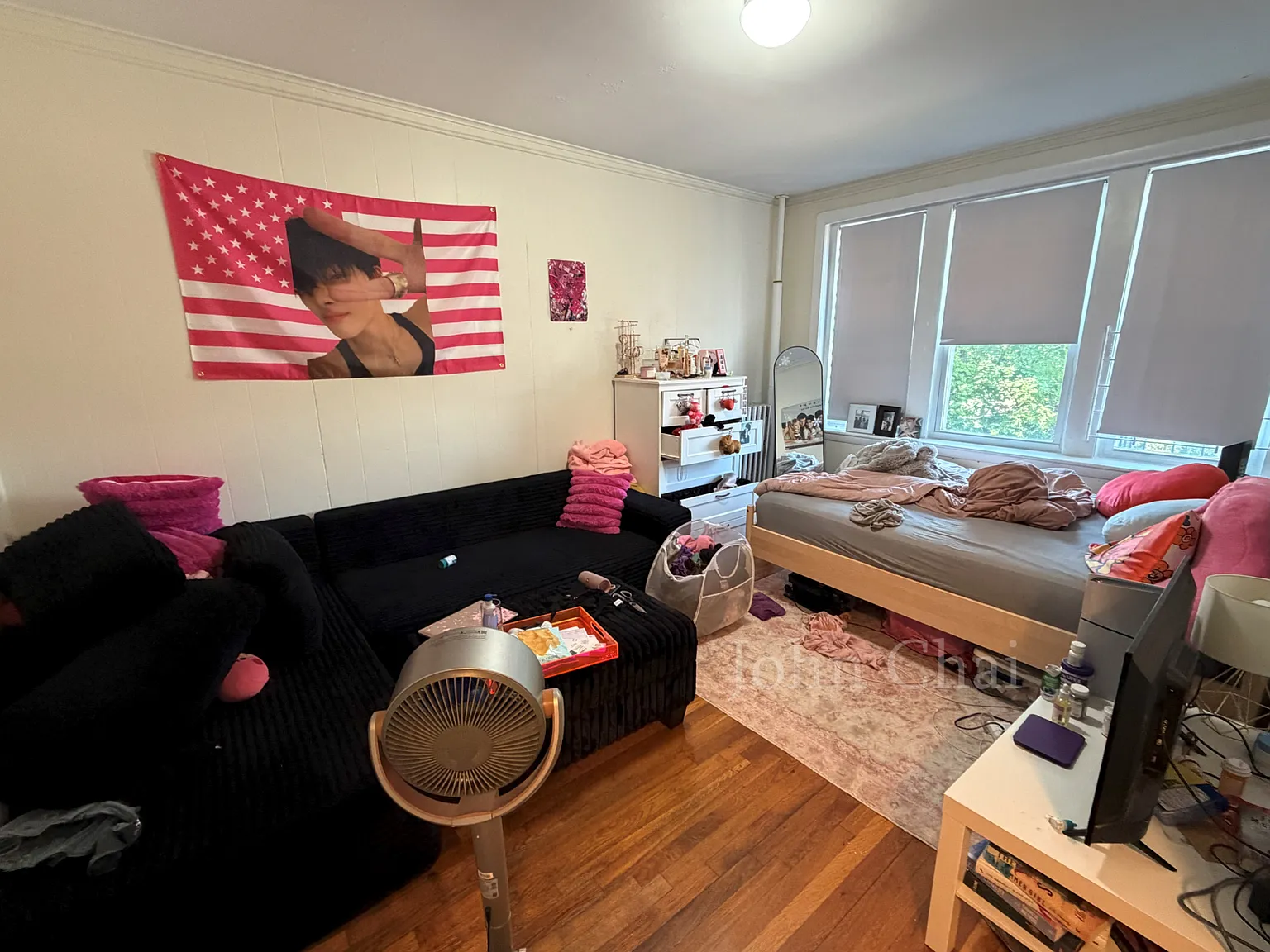 Studio, 450 sqft, $1,975 — Photo 2