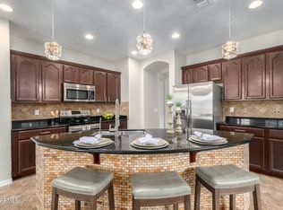 734 E Kingbird Dr, Gilbert, AZ 85297